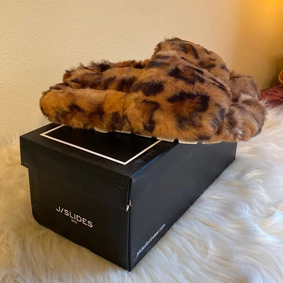 J/Slides Leopard Faux Fur Lelee Slippers Brown Slip-On Open Toe Size 6M NIB - Picture 1 of 7